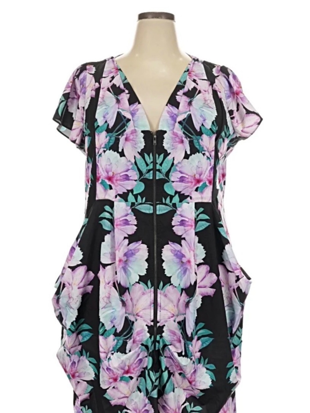 City Chic Floral Dress - Picture 4 of 7